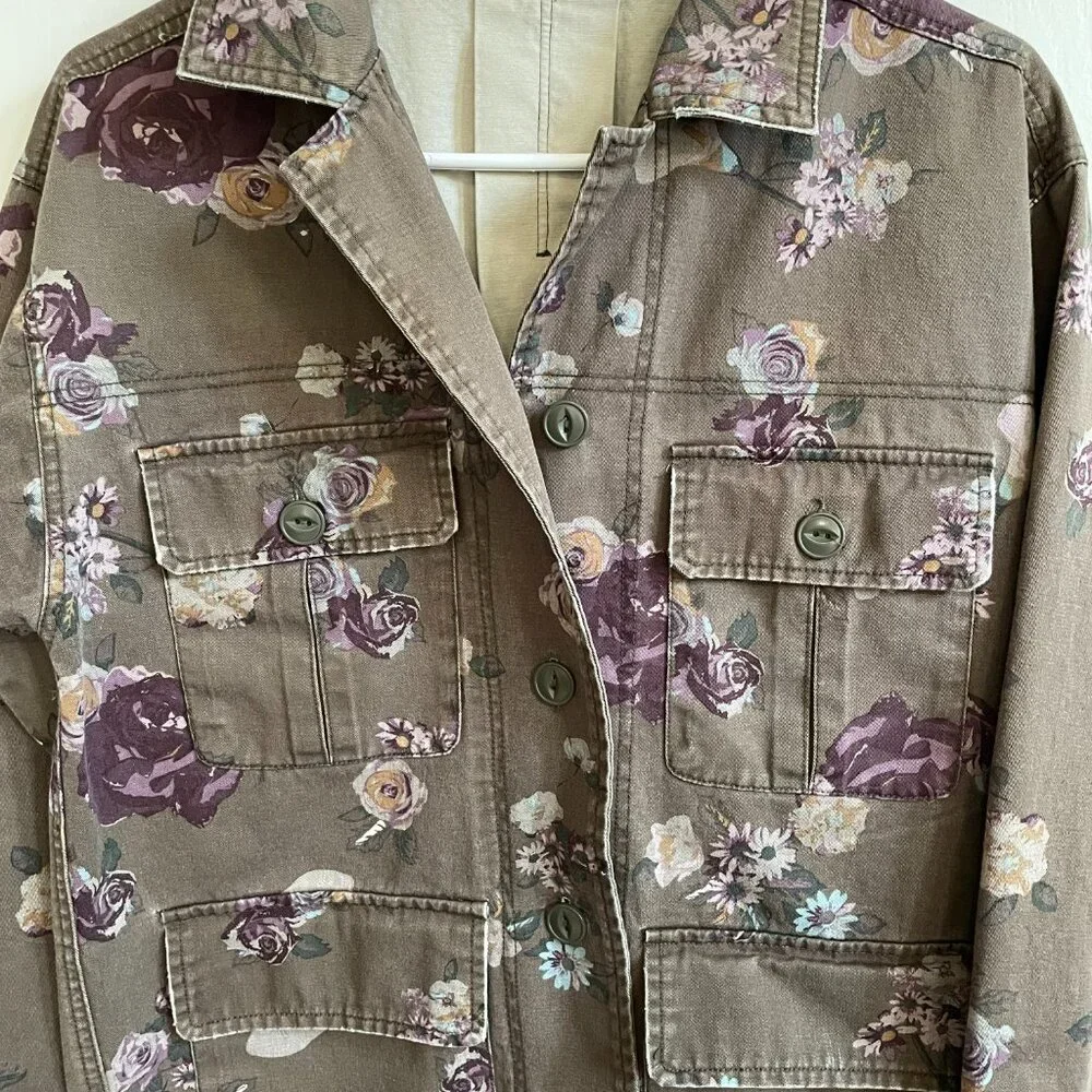 Camo Jacket Size M - Picture 7 of 10